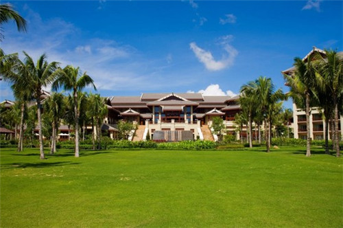 吉东家黄焖鸡米饭