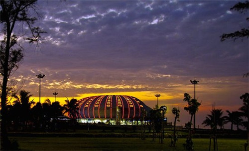 三折肱，为良医相似的成语（三折肱而成良医其中的三并非是实际数目）